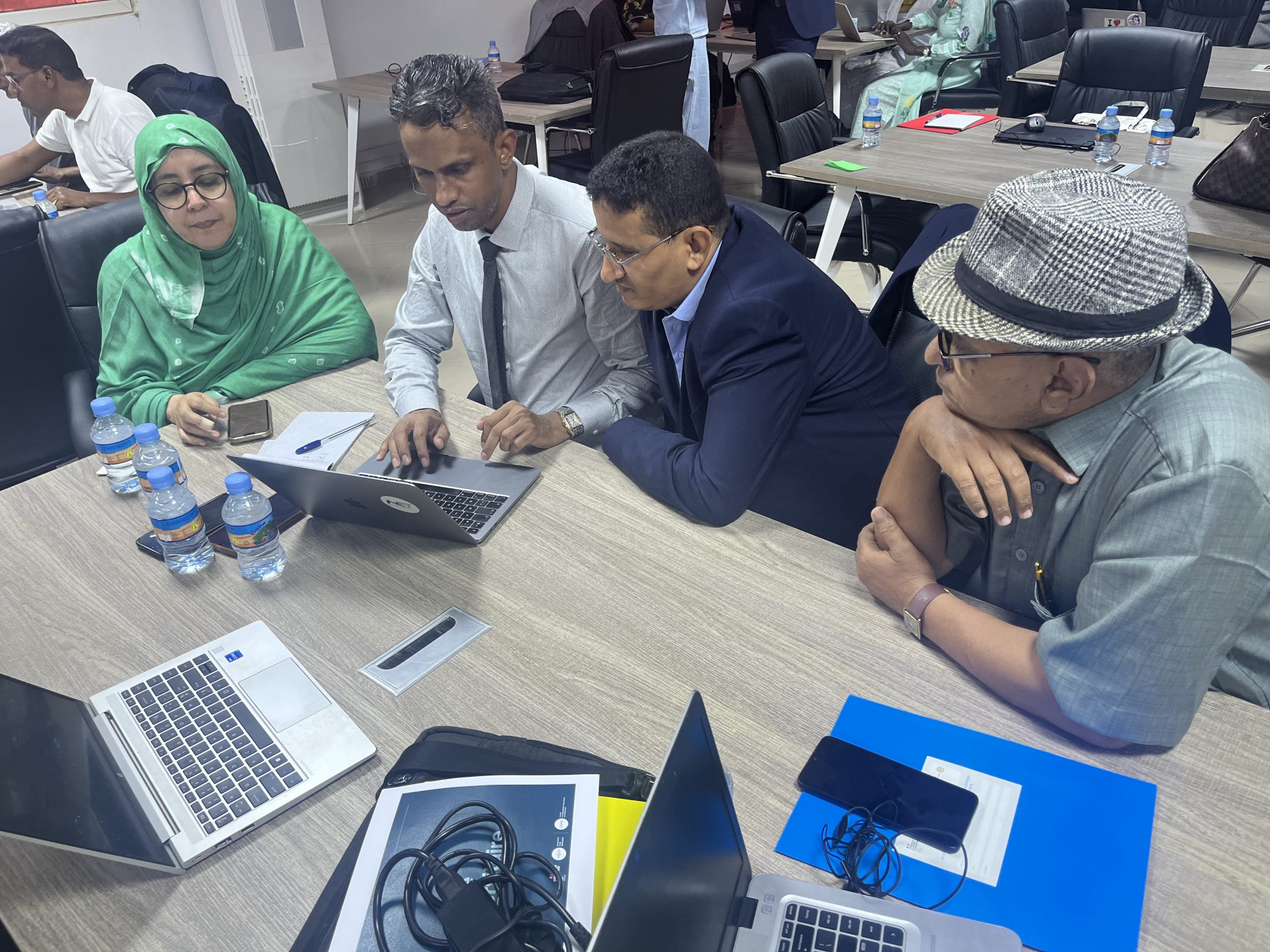 Groupe de travail lors du séminaire en Mauritanie